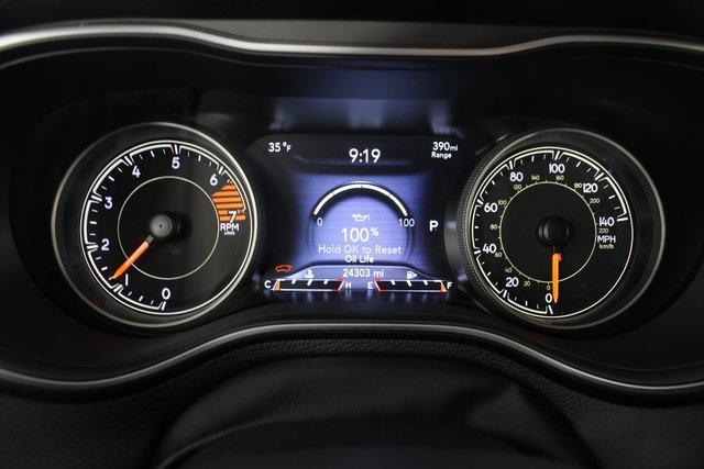 used 2023 Jeep Cherokee car, priced at $24,990