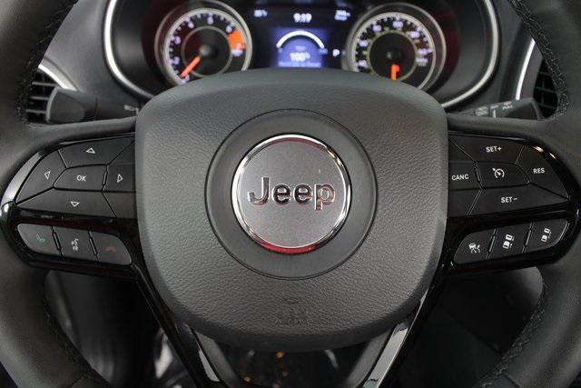 used 2023 Jeep Cherokee car, priced at $24,990