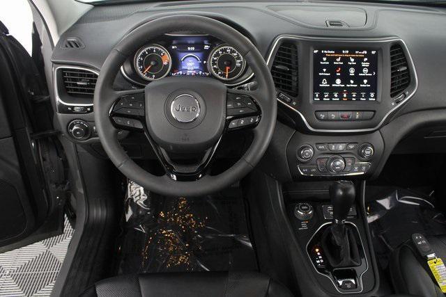 used 2023 Jeep Cherokee car, priced at $24,990