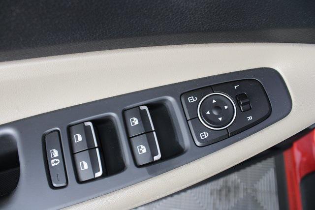 used 2022 Hyundai Santa Fe car, priced at $20,996