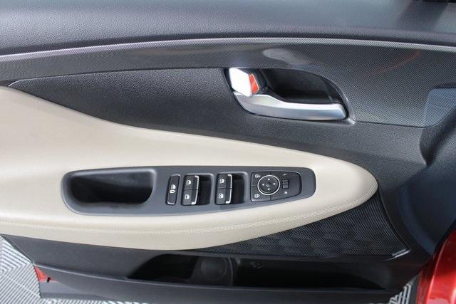 used 2022 Hyundai Santa Fe car, priced at $22,996