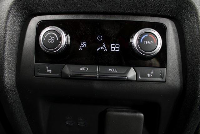new 2025 GMC Acadia car, priced at $47,725