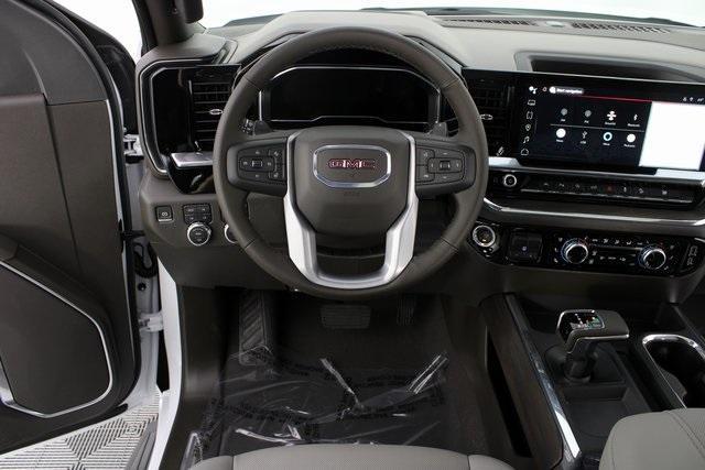 new 2025 GMC Sierra 1500 car, priced at $55,075