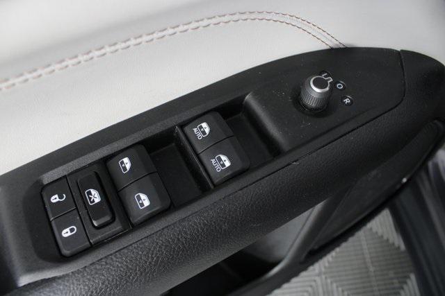 used 2022 Jeep Compass car, priced at $20,996