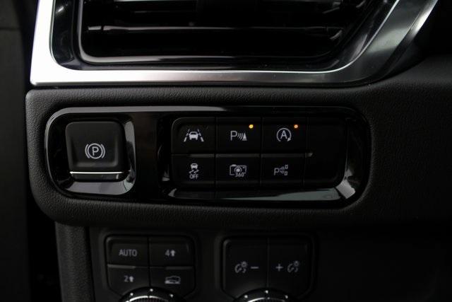 new 2025 GMC Yukon car, priced at $83,595