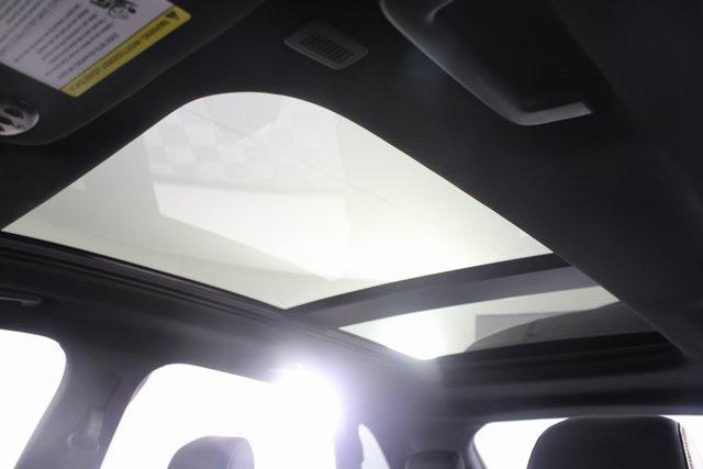 used 2024 Ford Edge car, priced at $32,996