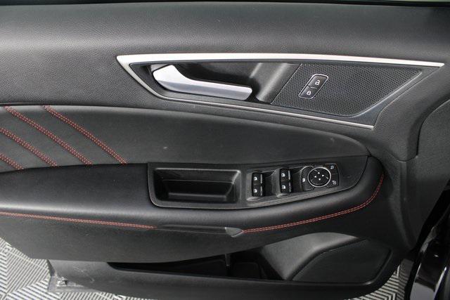 used 2024 Ford Edge car, priced at $32,996