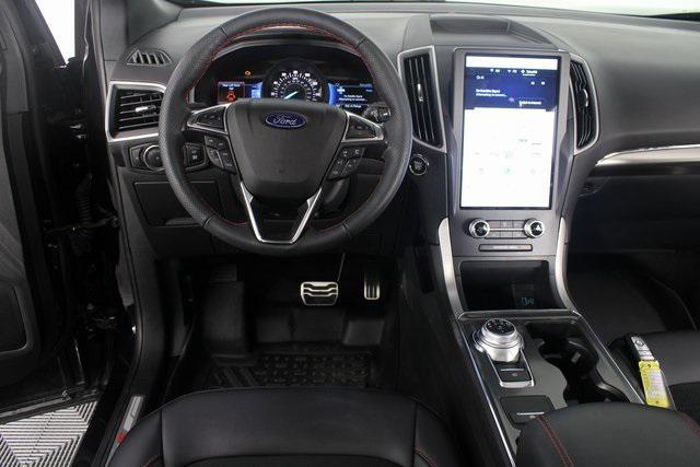 used 2024 Ford Edge car, priced at $32,996