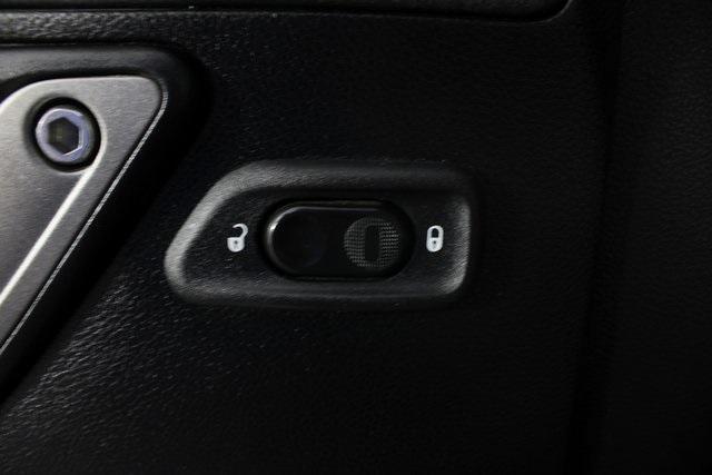 used 2015 Jeep Wrangler Unlimited car, priced at $18,996