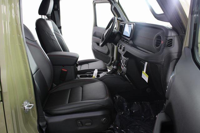 new 2025 Jeep Wrangler car, priced at $54,190