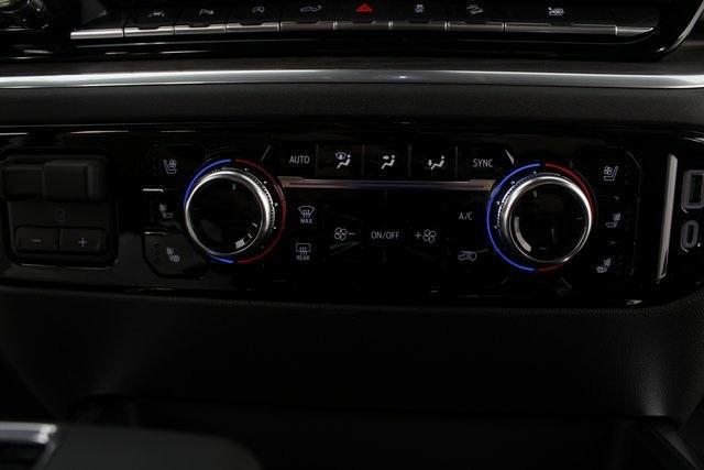new 2025 GMC Sierra 1500 car, priced at $53,925