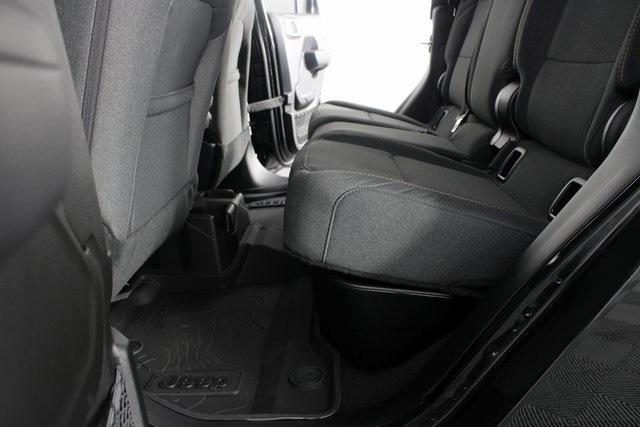 new 2025 Jeep Gladiator car, priced at $45,040