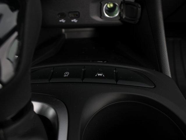 new 2025 Buick Envista car, priced at $26,656