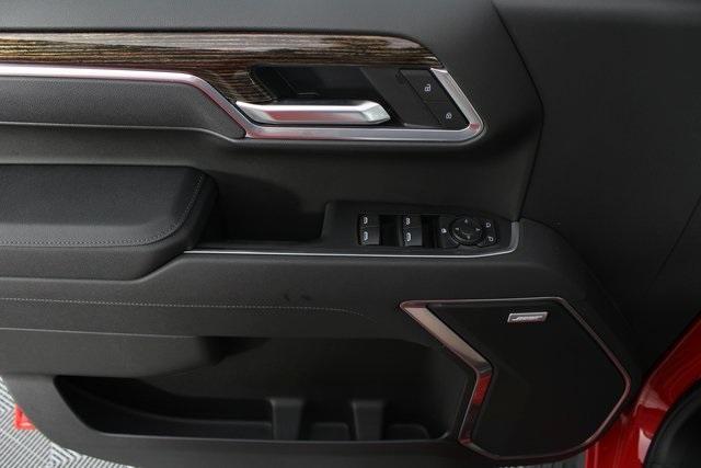 new 2025 GMC Sierra 1500 car, priced at $55,185