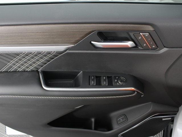 new 2025 GMC Acadia car, priced at $54,104