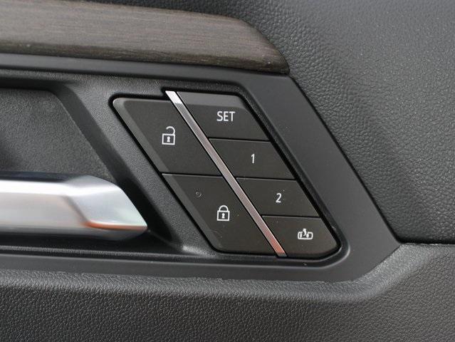 new 2025 GMC Acadia car, priced at $54,104