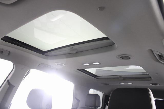 used 2021 Chevrolet Traverse car, priced at $24,496