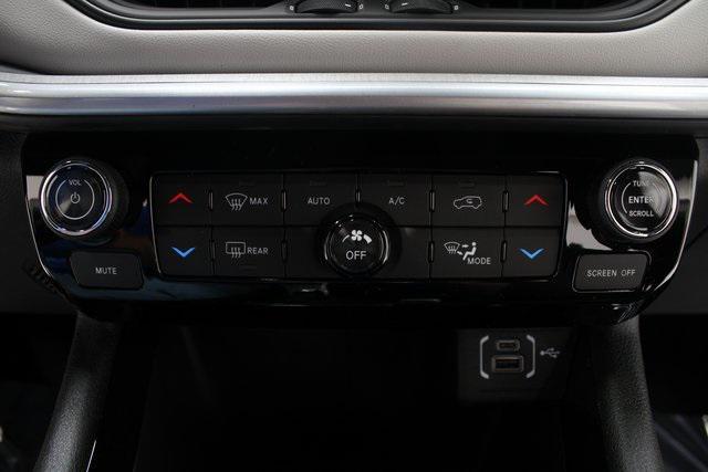 new 2025 Jeep Compass car, priced at $28,085