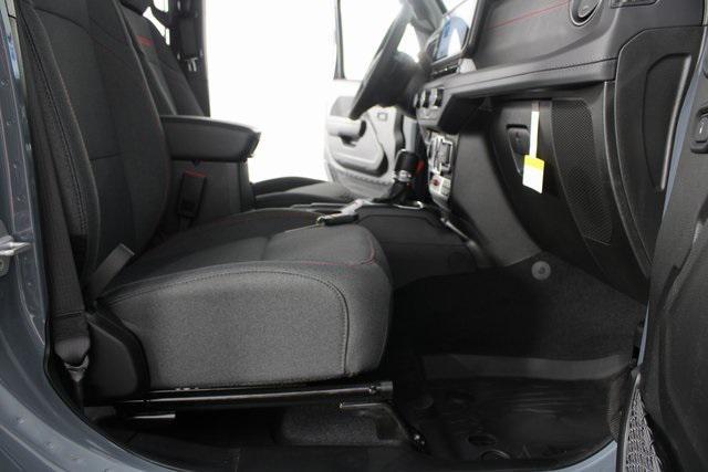 new 2026 Jeep Wrangler car, priced at $51,845