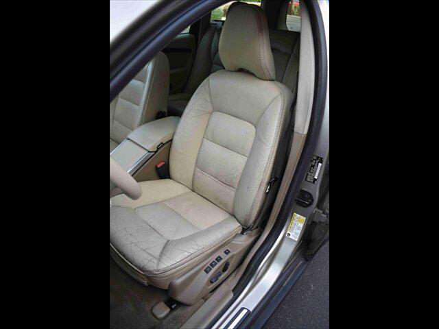 used 2013 Volvo XC70 car, priced at $12,450