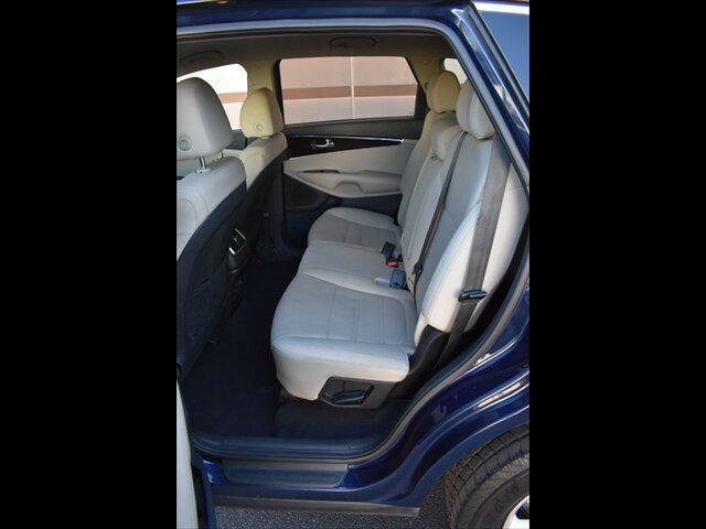 used 2019 Kia Sorento car, priced at $12,950