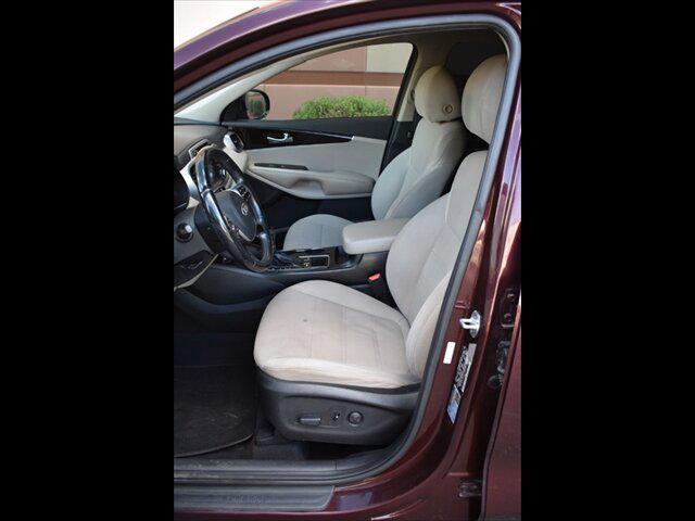 used 2019 Kia Sorento car, priced at $13,950