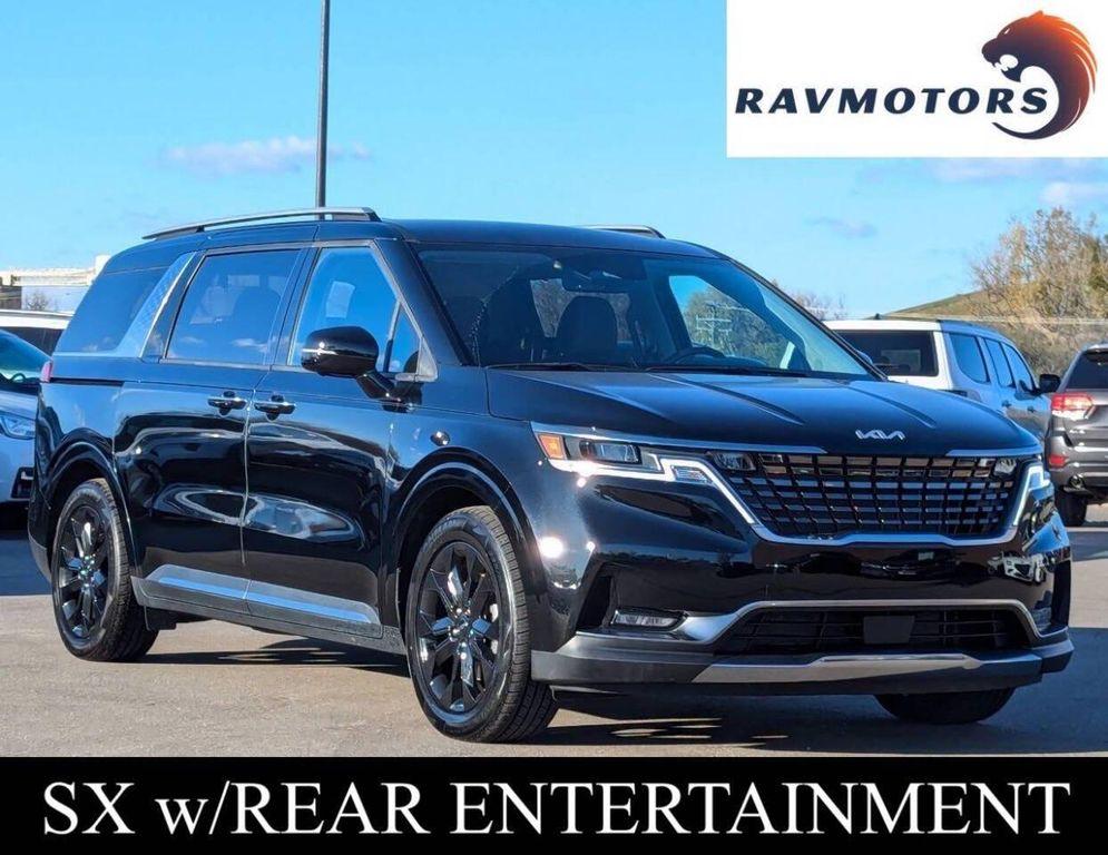 used 2024 Kia Carnival car, priced at $32,975