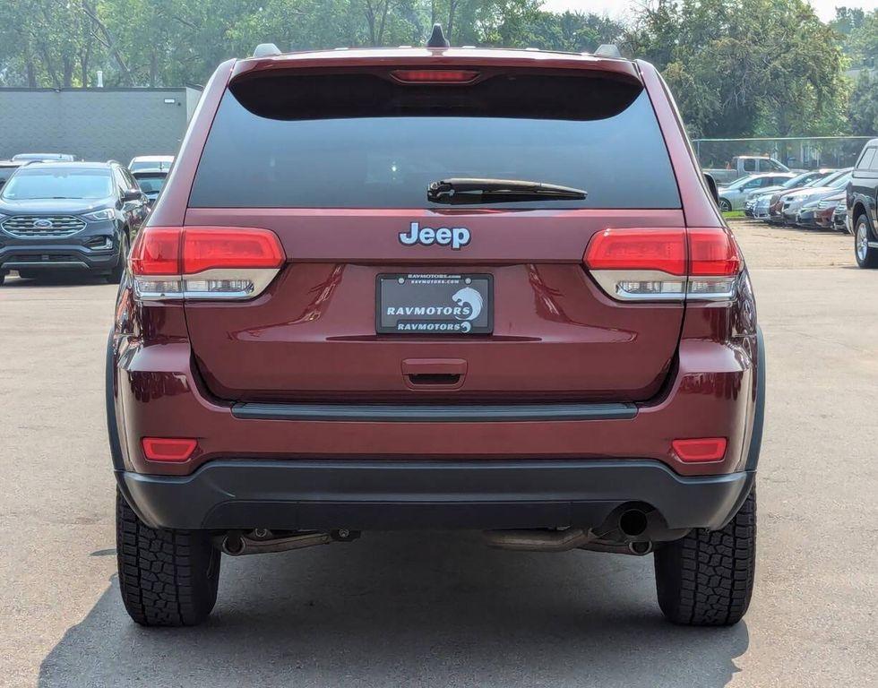 used 2016 Jeep Grand Cherokee car, priced at $10,495
