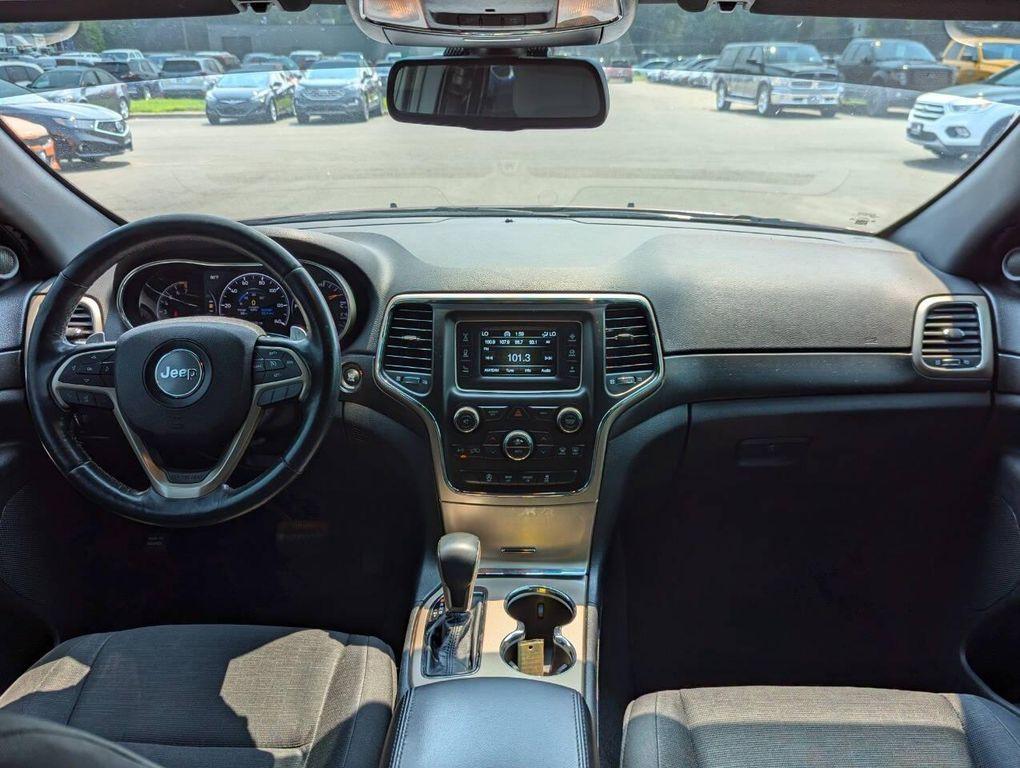 used 2016 Jeep Grand Cherokee car, priced at $10,495