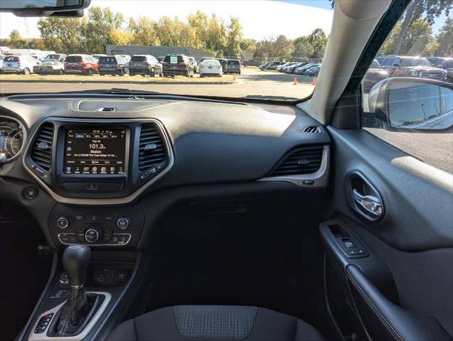 used 2016 Jeep Cherokee car, priced at $15,994