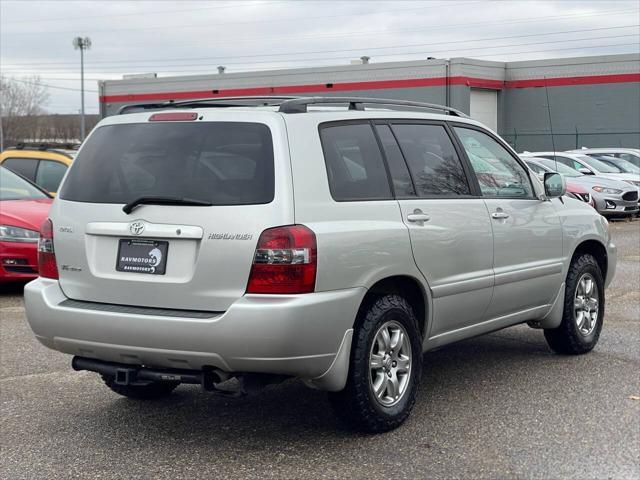 used 2005 Toyota Highlander car, priced at $7,492