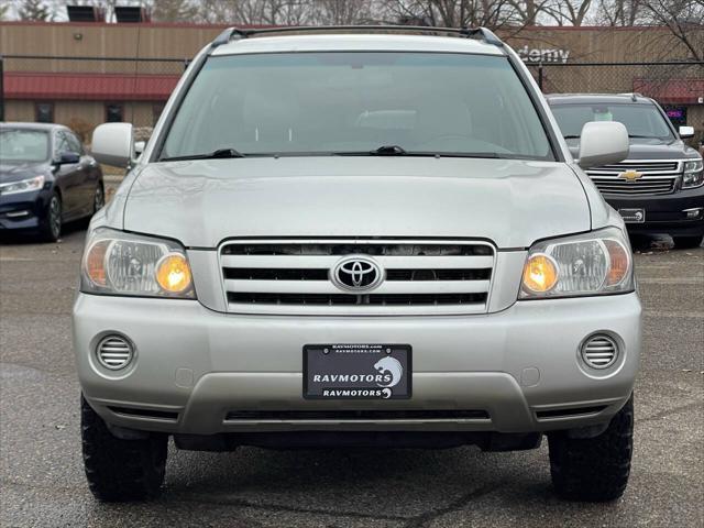 used 2005 Toyota Highlander car, priced at $7,492