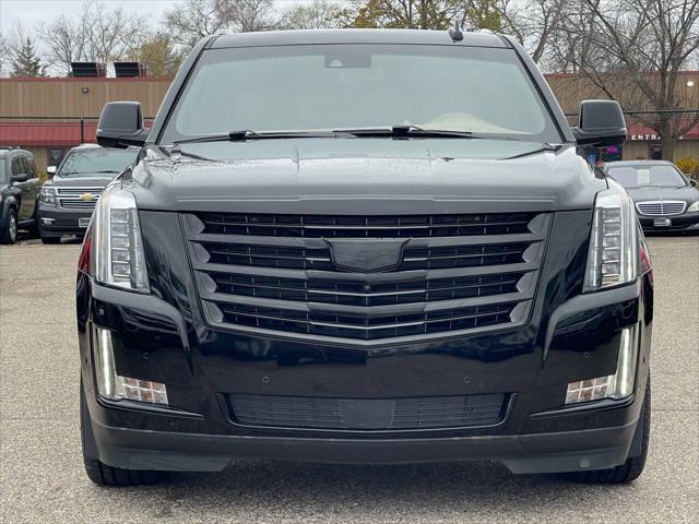 used 2020 Cadillac Escalade ESV car, priced at $34,972