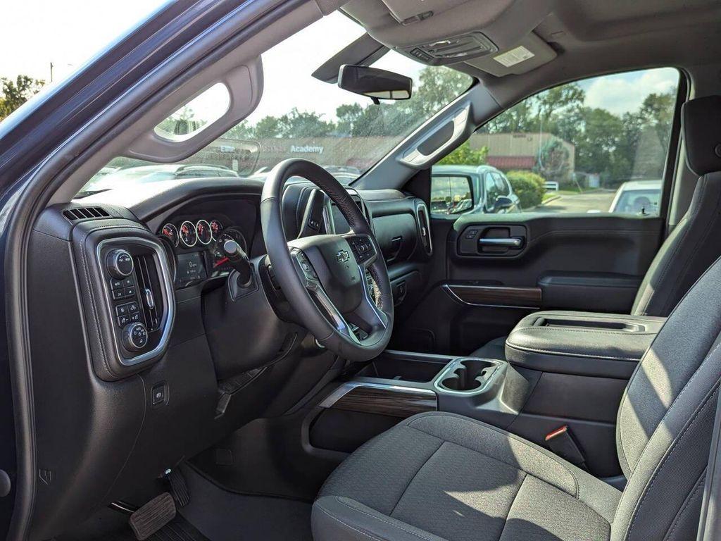 used 2022 Chevrolet Silverado 1500 car, priced at $34,975