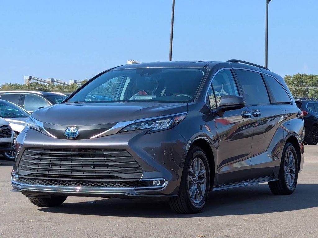 used 2022 Toyota Sienna car, priced at $34,972