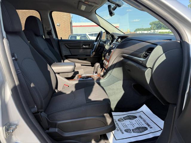 used 2014 Chevrolet Traverse car, priced at $9,985