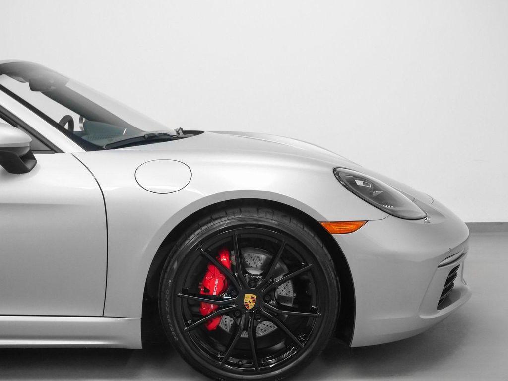 new 2025 Porsche 718 Boxster car, priced at $112,555