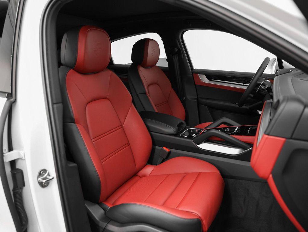 new 2025 Porsche Cayenne car, priced at $117,095