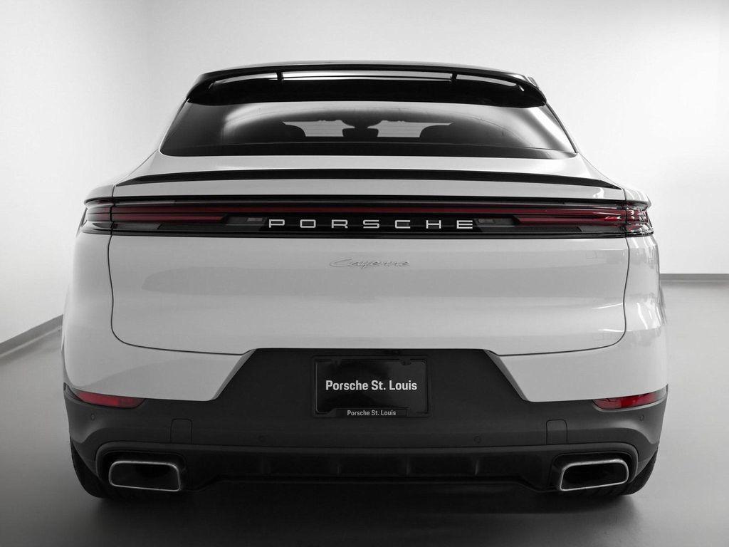 new 2025 Porsche Cayenne car, priced at $117,095