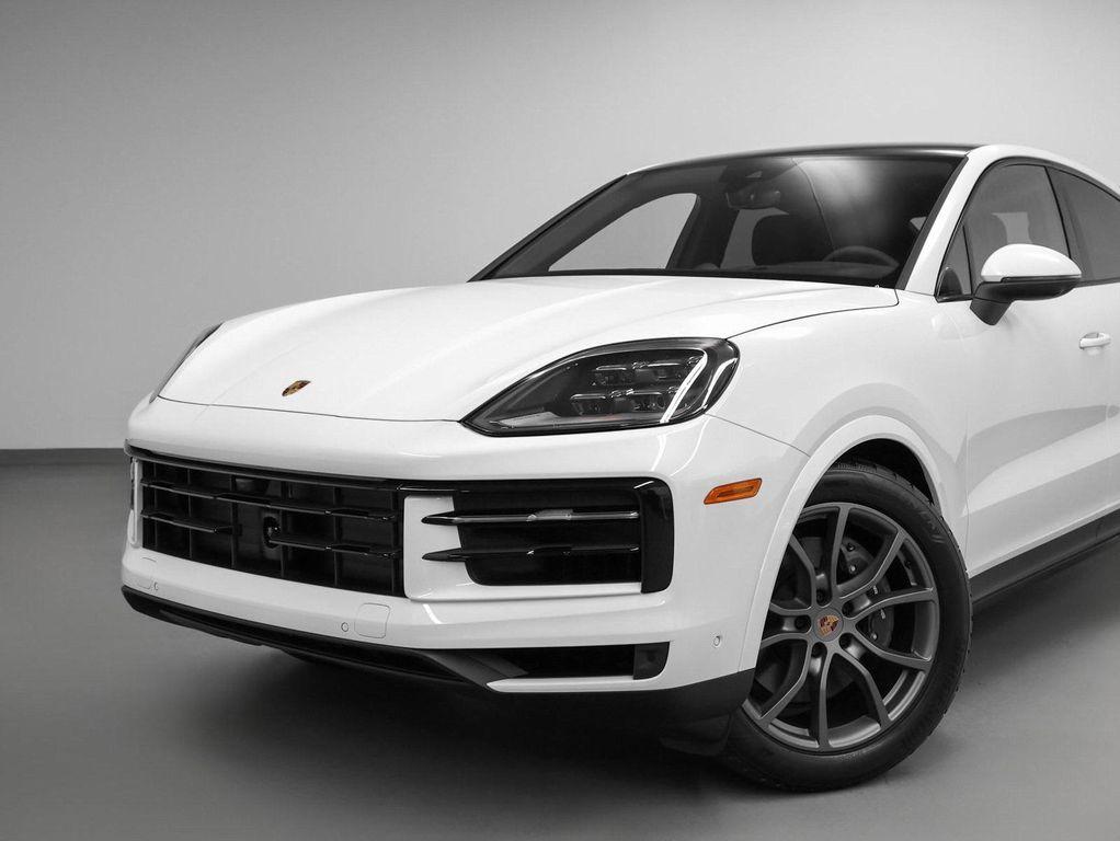 new 2025 Porsche Cayenne car, priced at $117,095