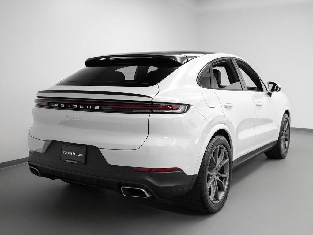 new 2025 Porsche Cayenne car, priced at $117,095