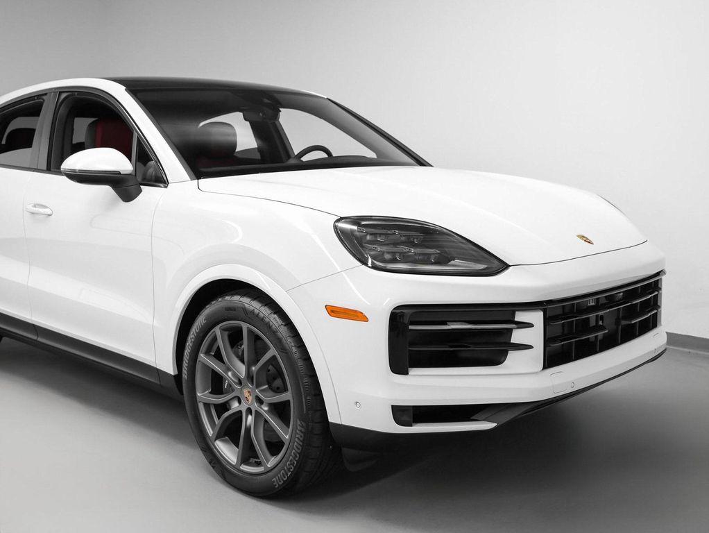 new 2025 Porsche Cayenne car, priced at $117,095