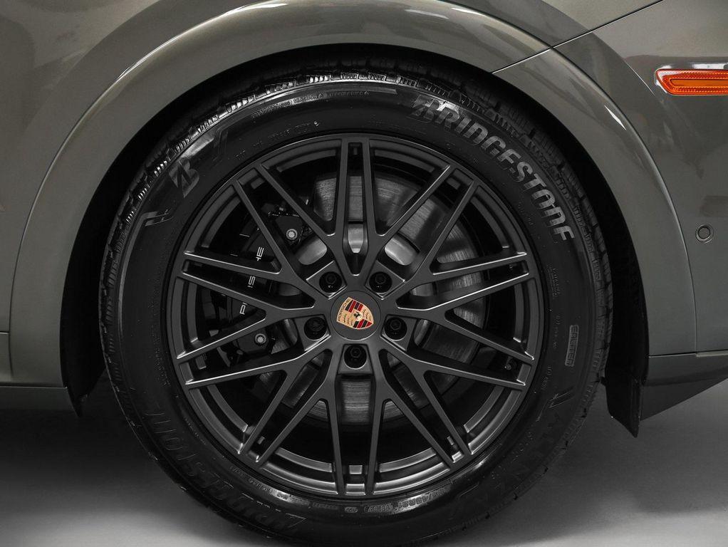 new 2026 Porsche Cayenne car, priced at $173,900
