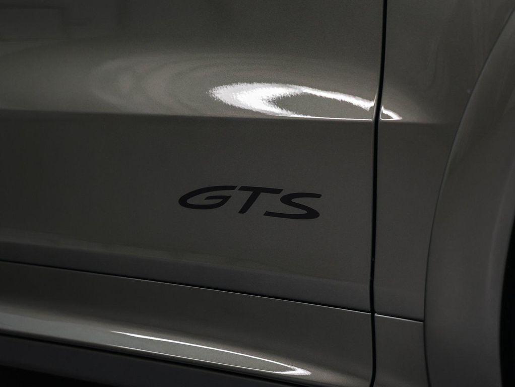 new 2026 Porsche Cayenne car, priced at $173,900