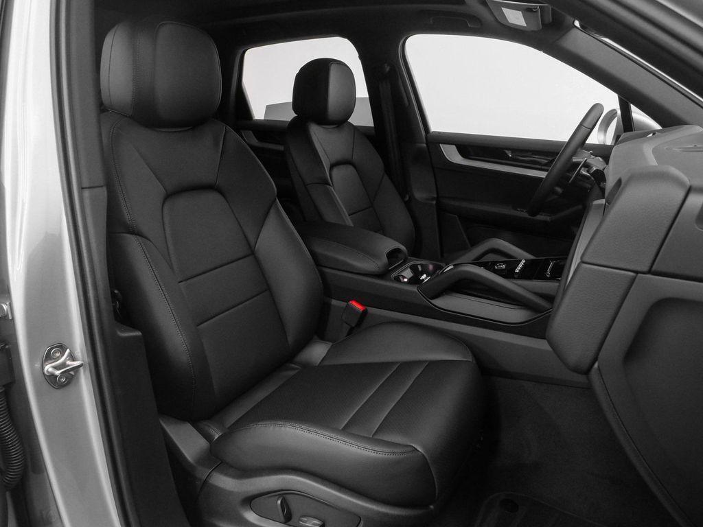 used 2025 Porsche Cayenne car, priced at $88,224