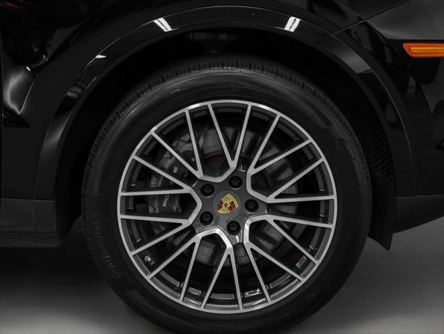 used 2021 Porsche Cayenne car, priced at $52,888
