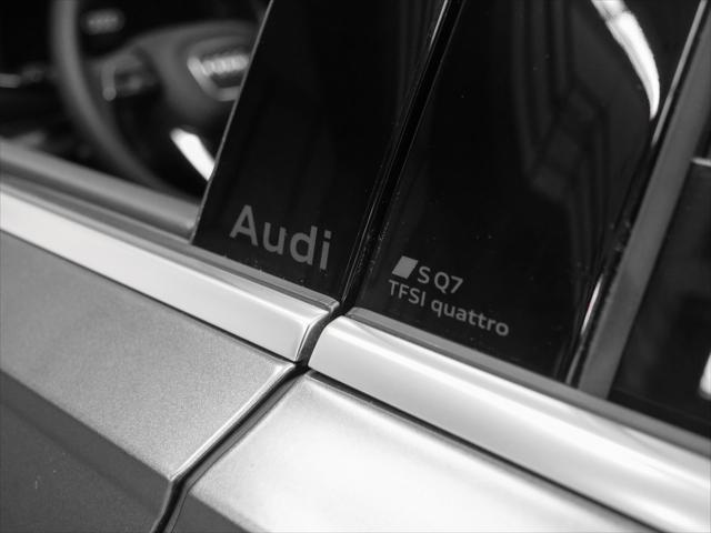 used 2025 Audi SQ7 car, priced at $86,888