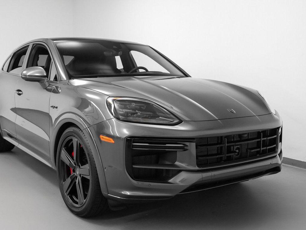 new 2025 Porsche Cayenne car, priced at $203,975