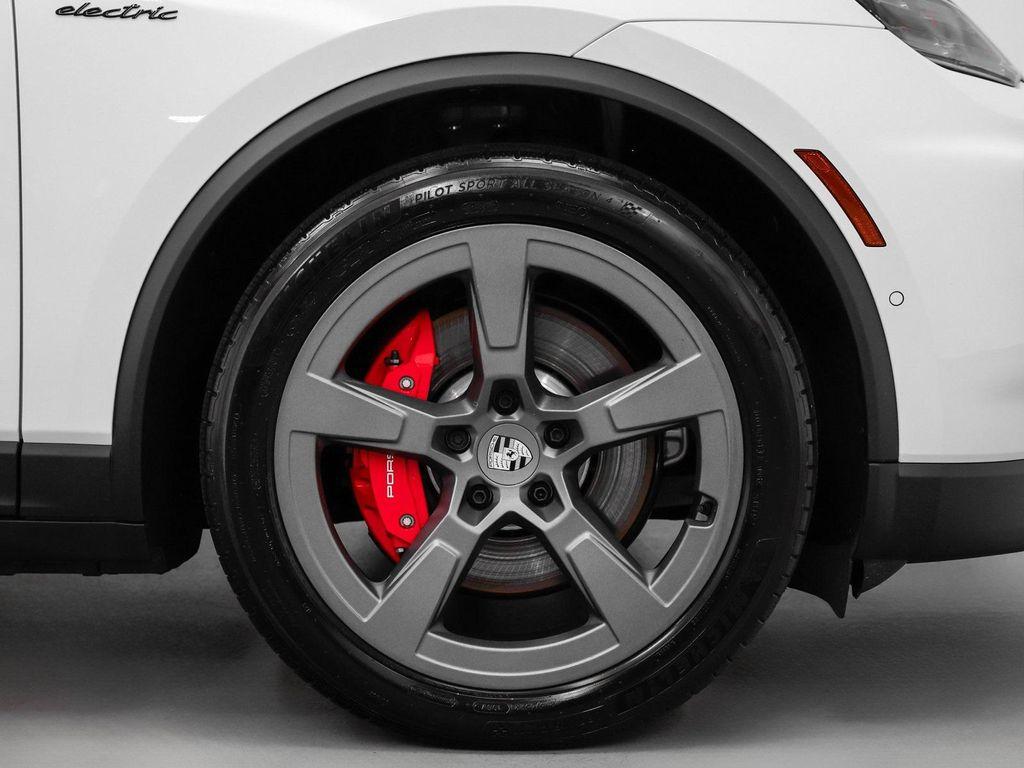 new 2025 Porsche Macan car, priced at $103,175