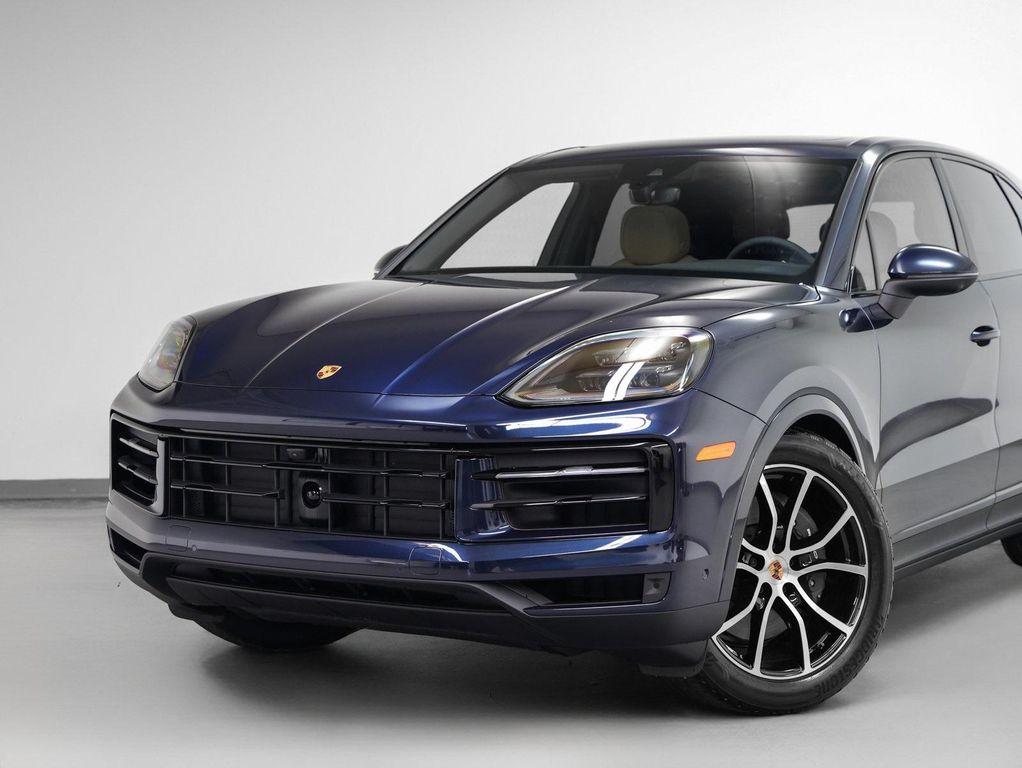 new 2025 Porsche Cayenne car, priced at $108,295